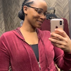 Meet your Posher, Demetris